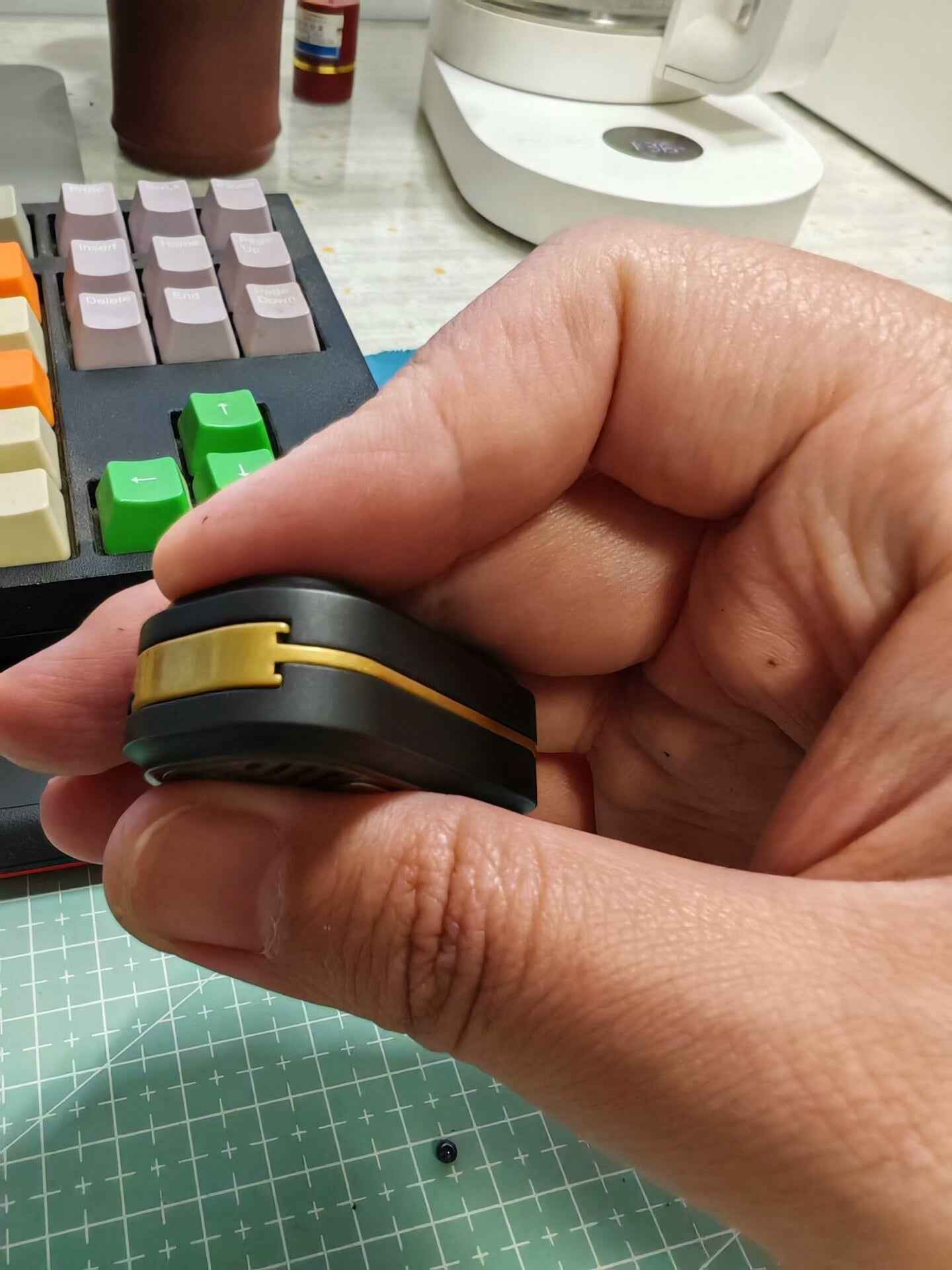 01EDC Slider No.10 Shell Zirconium Brass