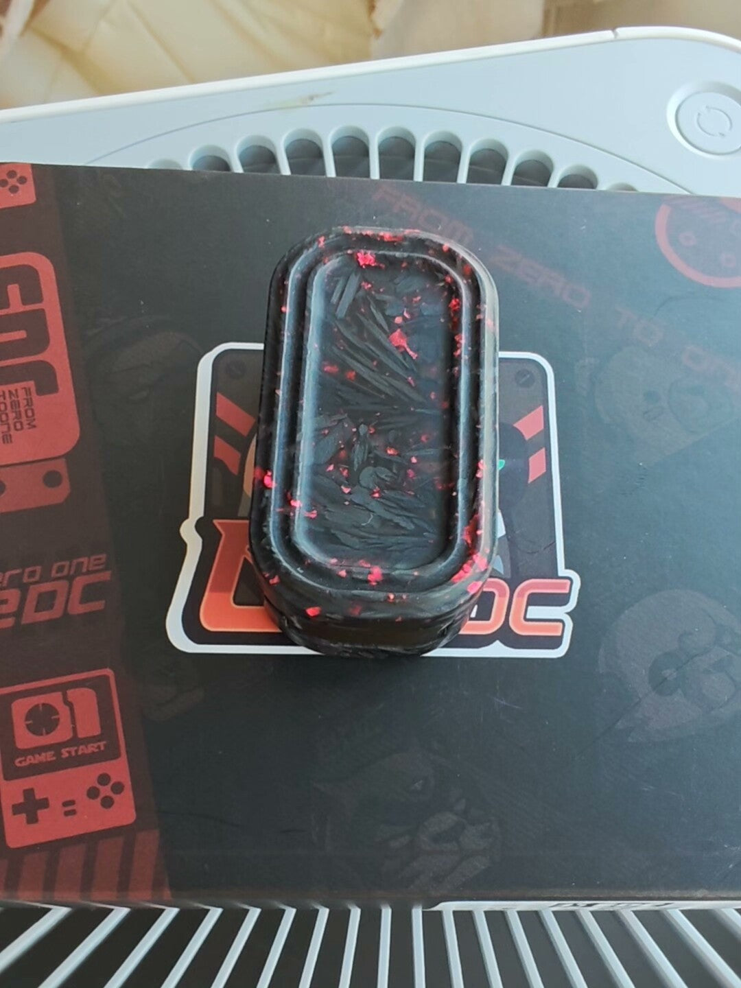 01EDC Slider No.7 Shell, Carbon Fiber