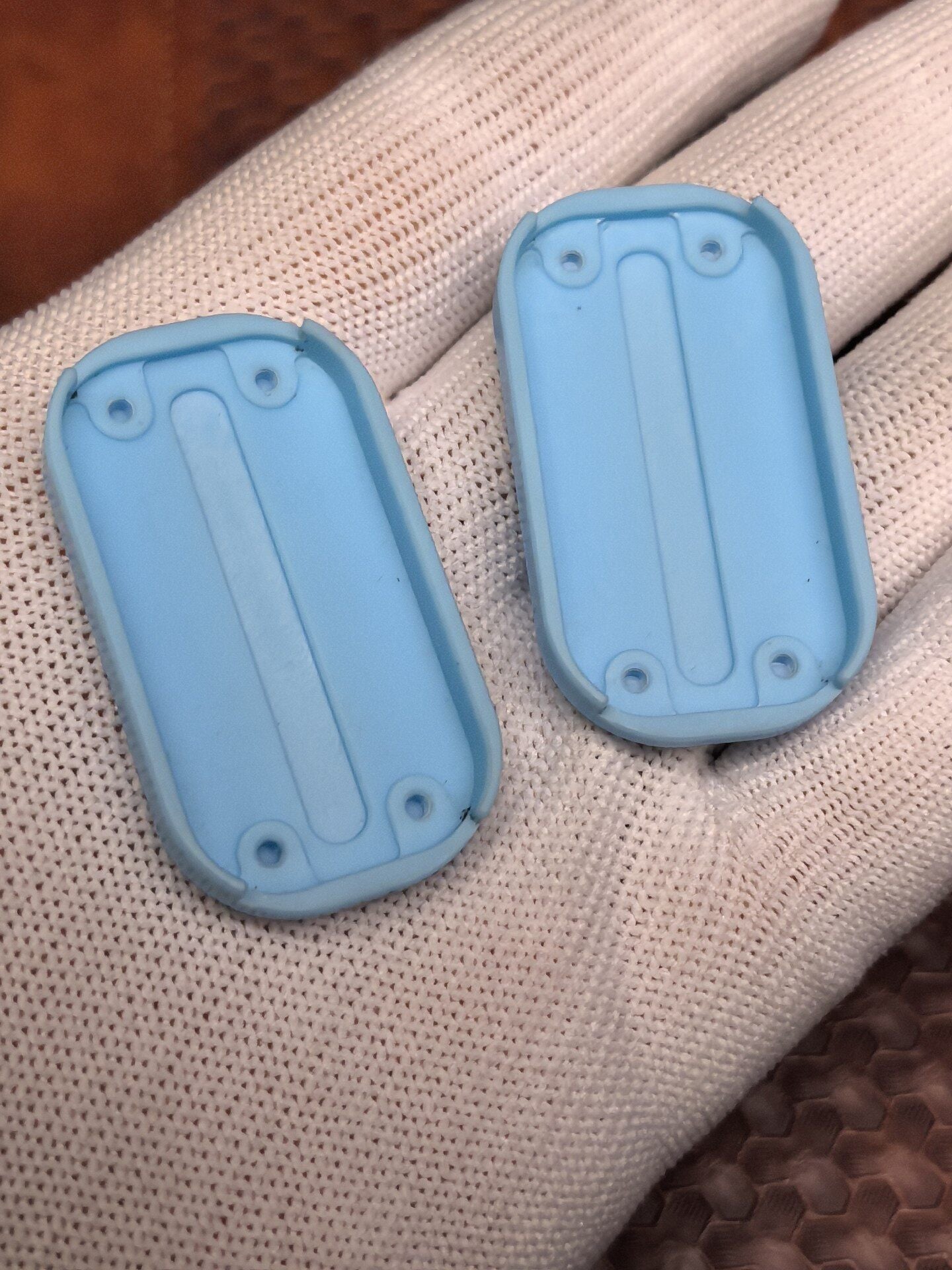 01EDC Slider No.7 Shell Corian