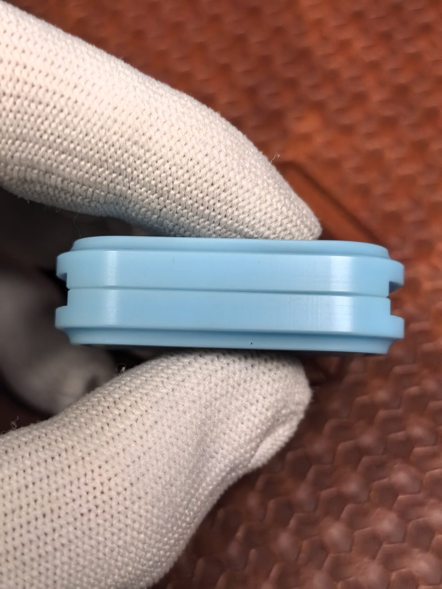 01EDC Slider No.7 Shell Corian