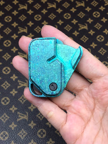 POP Throwing Card Crystallized Titanium