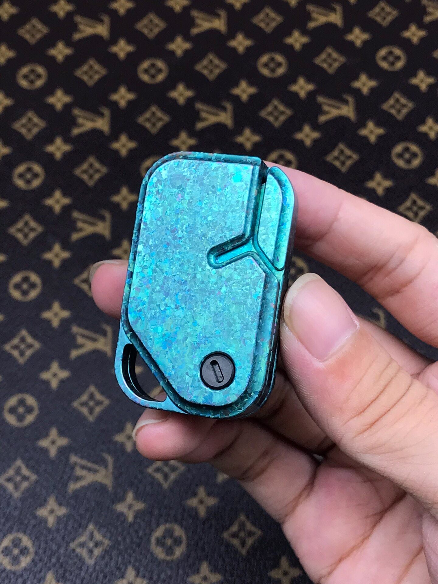 POP Throwing Card Crystallized Titanium
