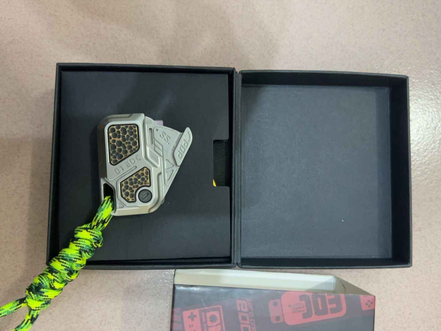 POP Throwing Card Stainless Steel