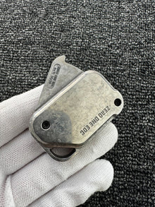 POP Throwing Card, Crystallized Titanium