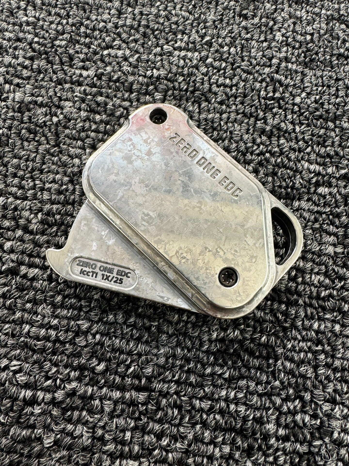 POP Throwing Card, Crystallized Titanium