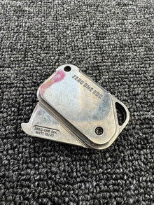 POP Throwing Card Crystallized Titanium