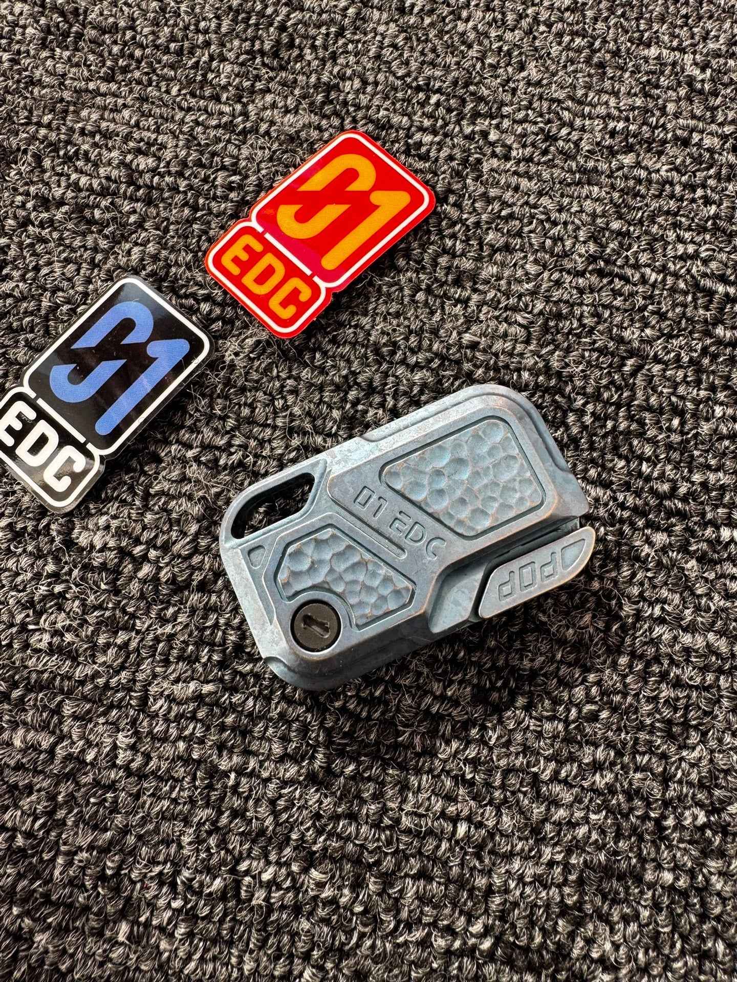 POP Throwing Card Crystallized Titanium