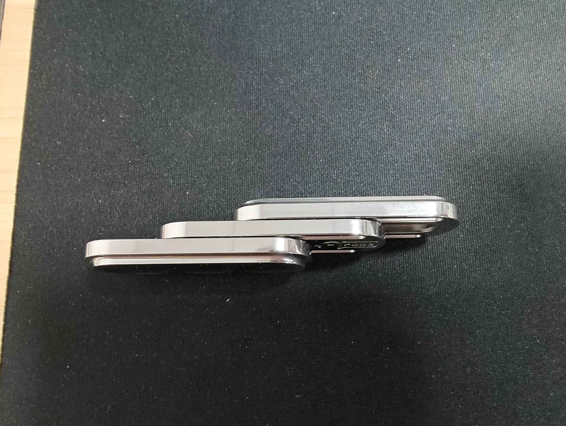 Pea Slider Stainless Steel