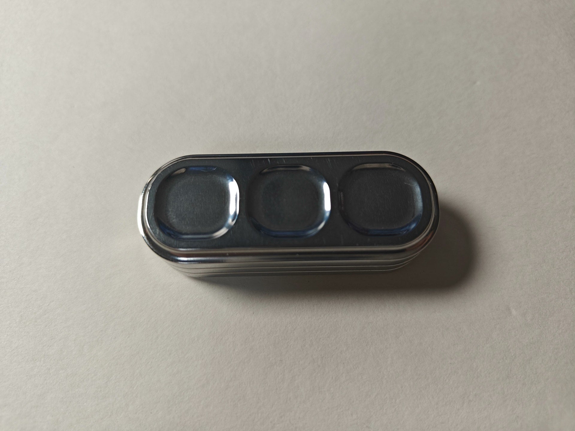 Pea Slider Stainless Steel