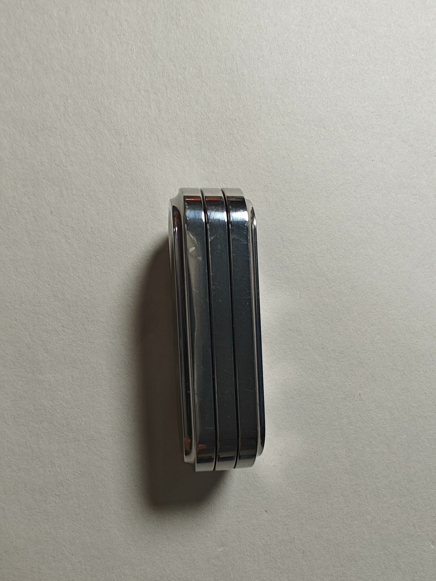 Pea Slider Stainless Steel