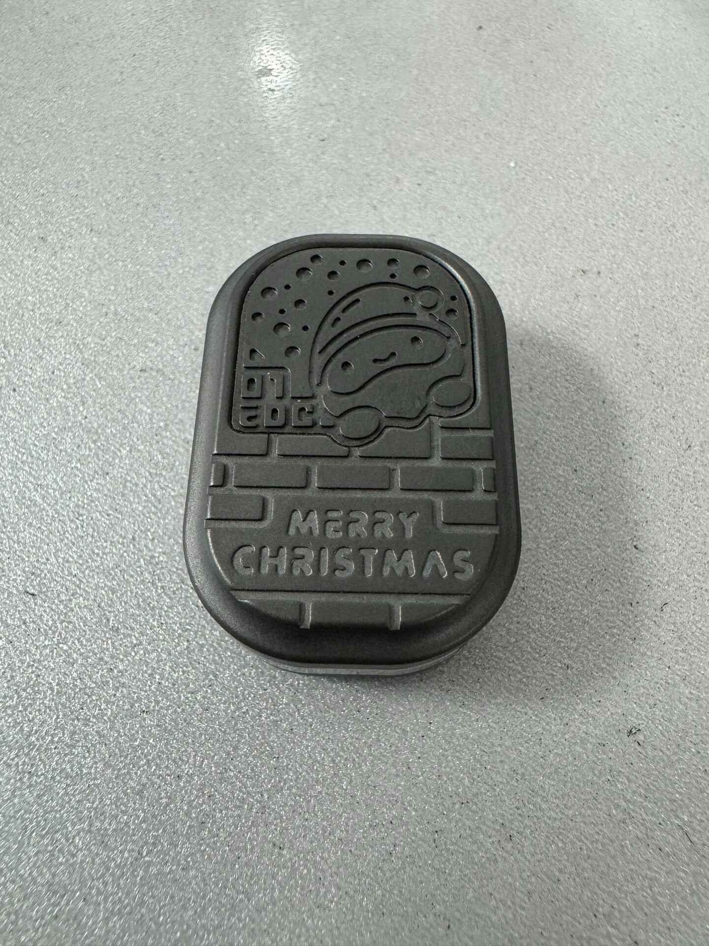 Mini Christmas Shell Zirconium