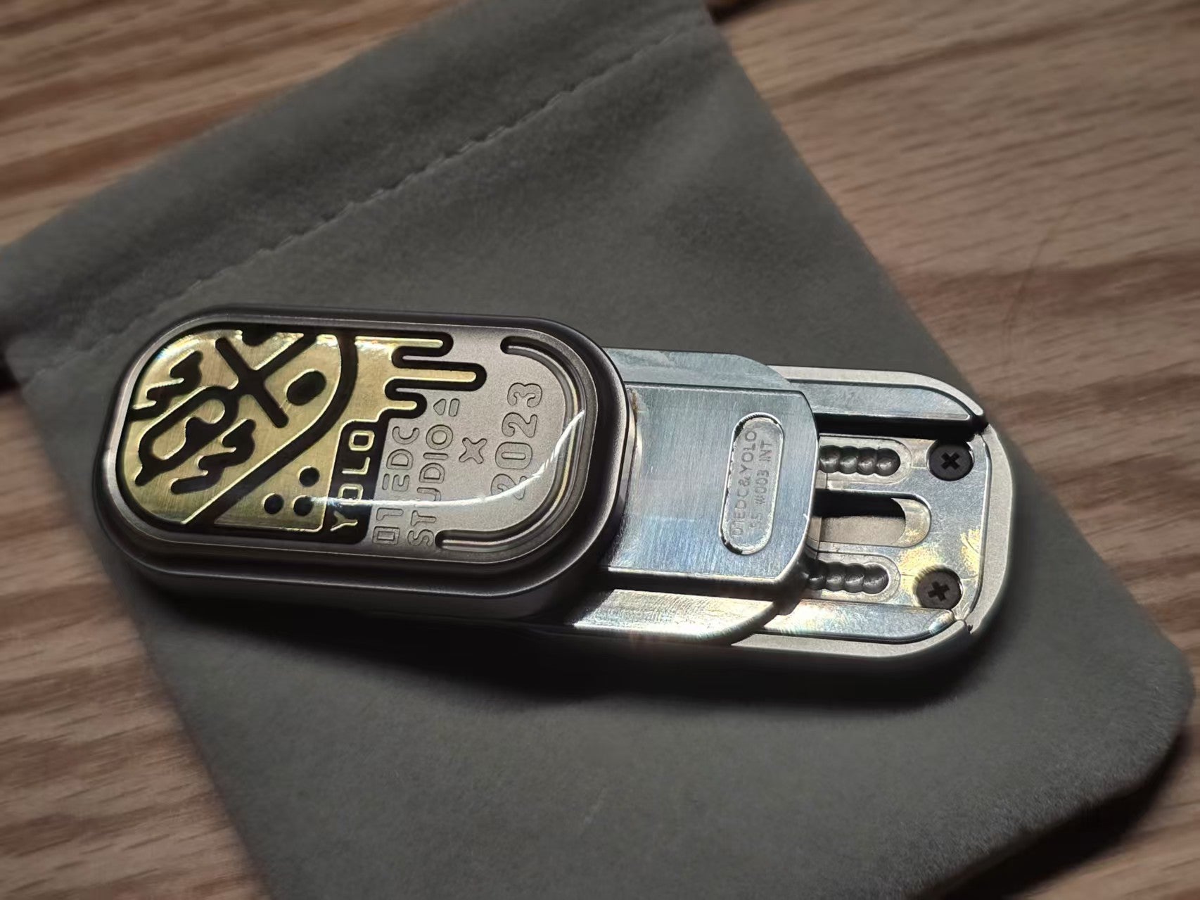 01EDC x Yolo 2023 Slider SS + Brass (003)