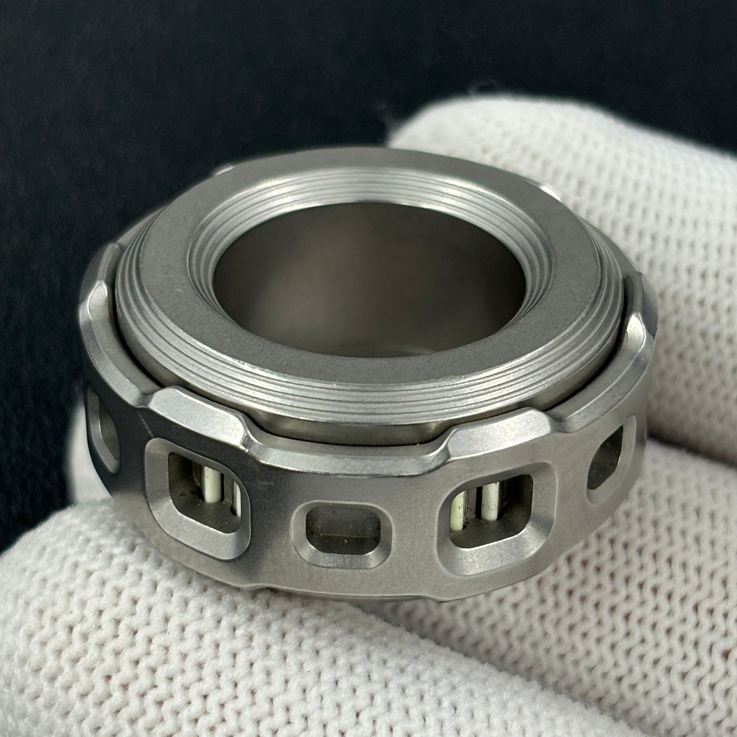 Shadow Raider Ratchet Stainless Steel