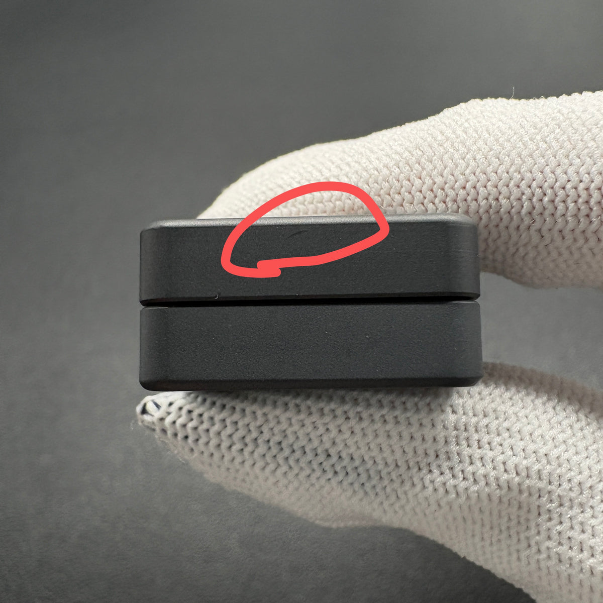 Mute Zirconium