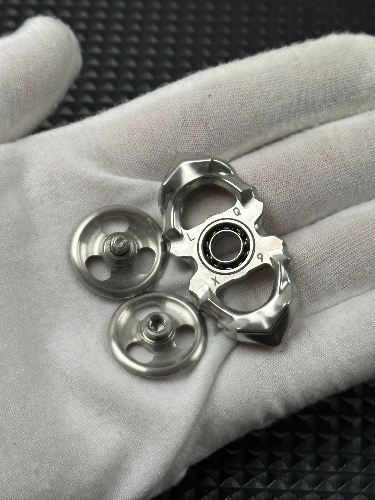 Thorns And Fog Stainless Steel Machine Finished