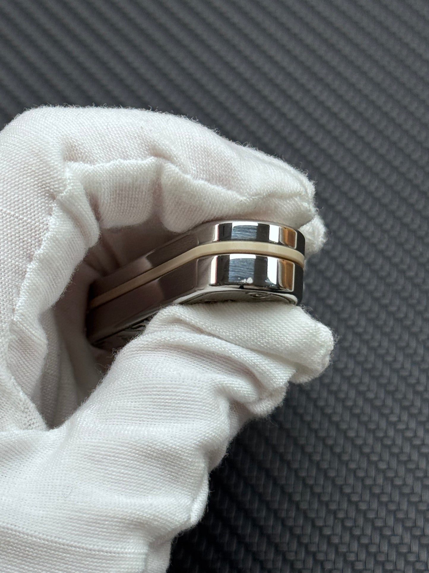 Slider Stainless Steel Limited Edition