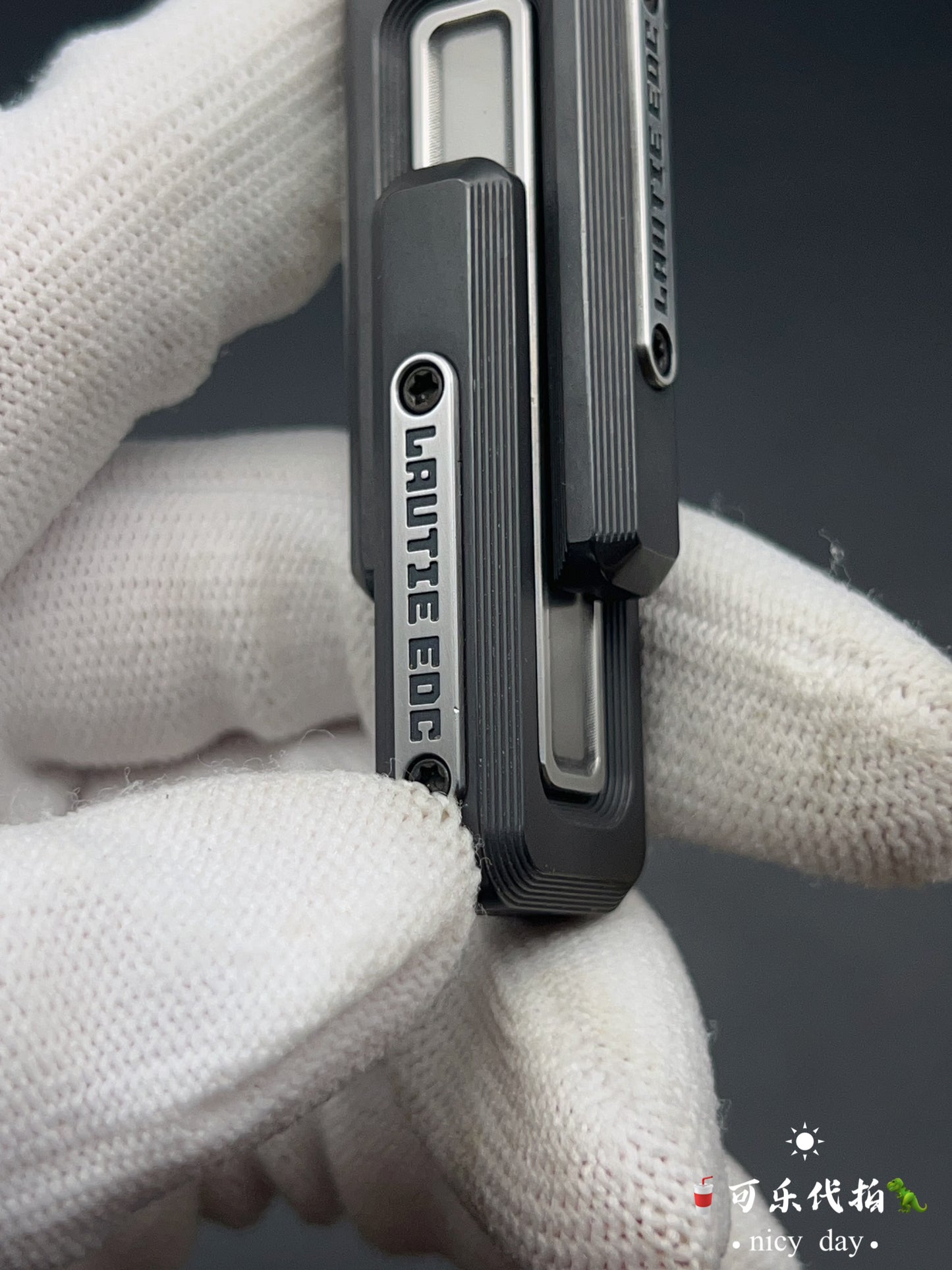 X Lock Zirconium
