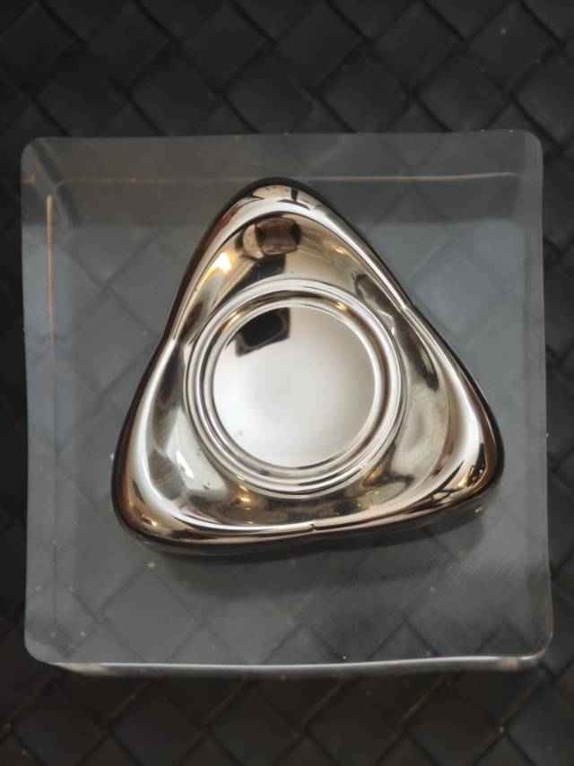 Crossing Stainless Steel