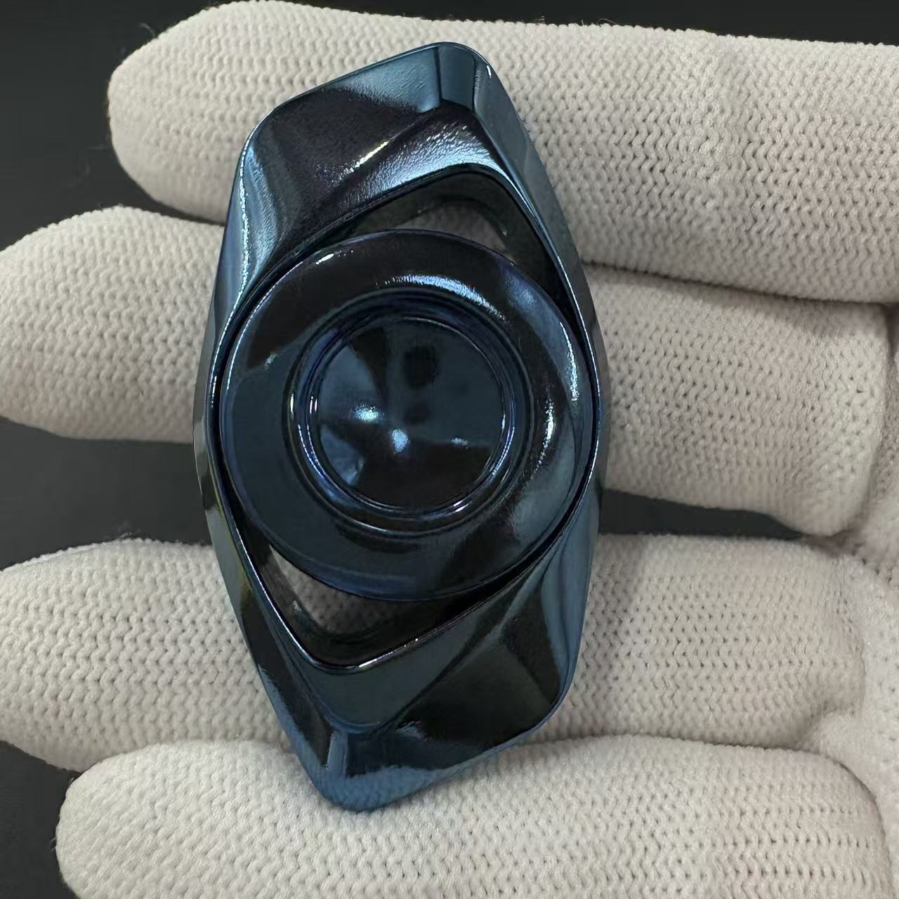 Phantom Dual Leaf Zirconium