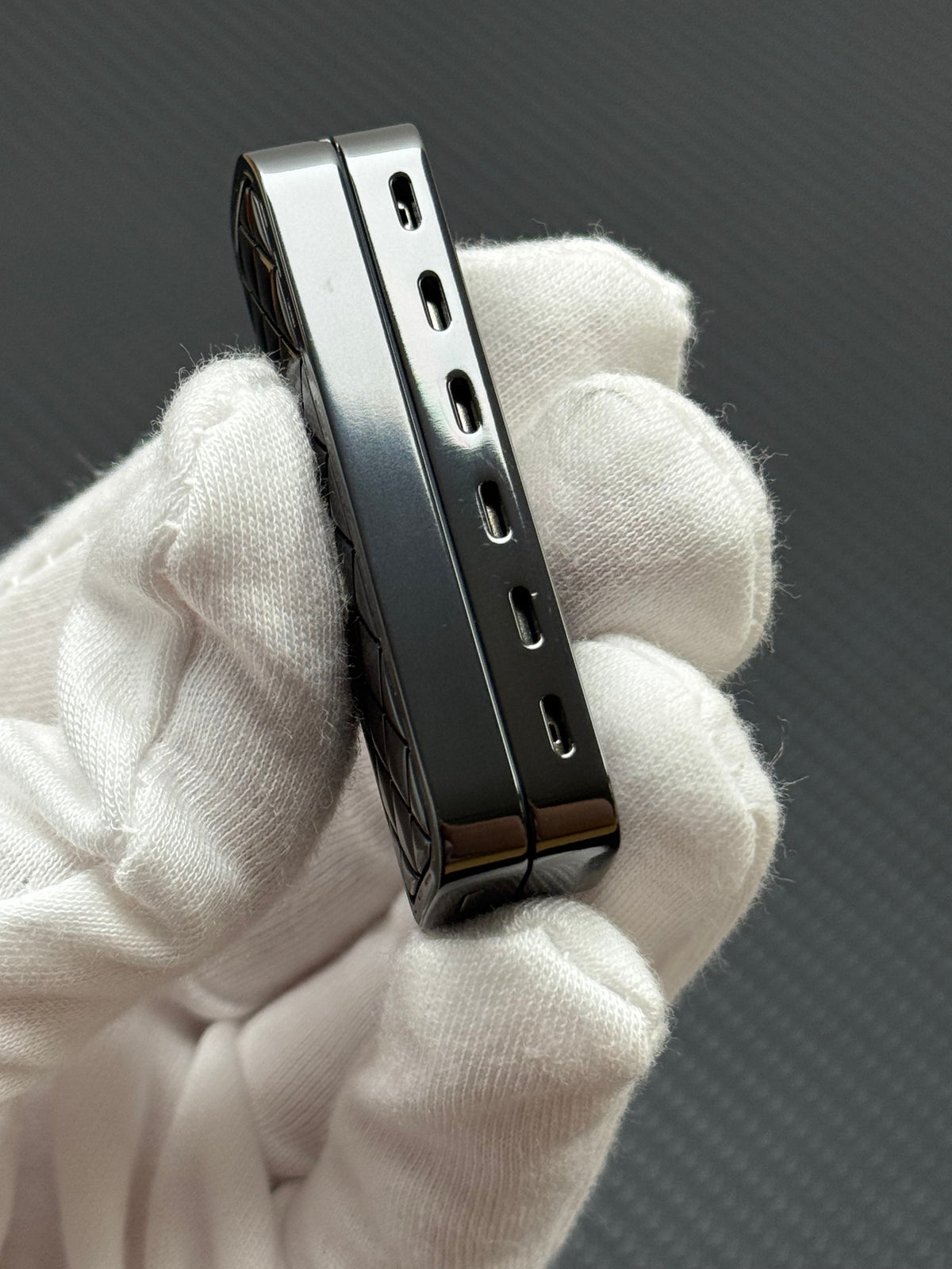 Feng Ling Zirconium Stonewashed Polished