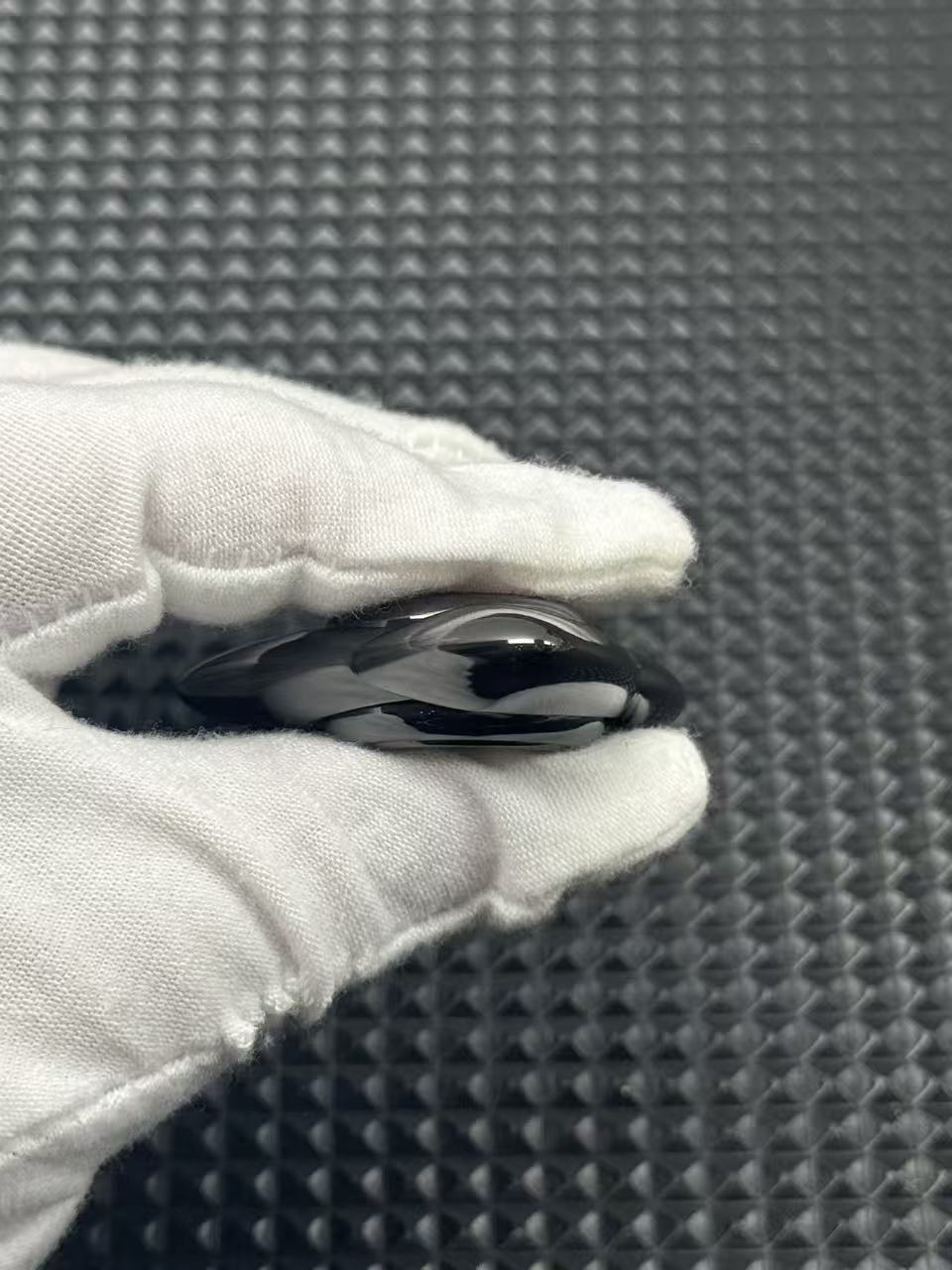 Wind Zirconium