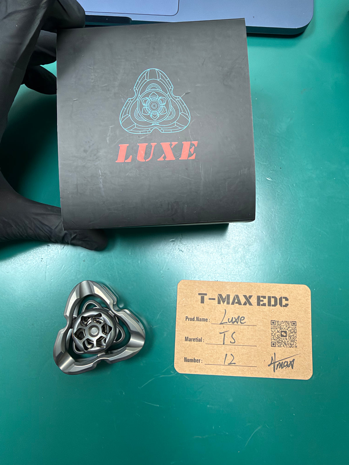 Luxe Tungsten