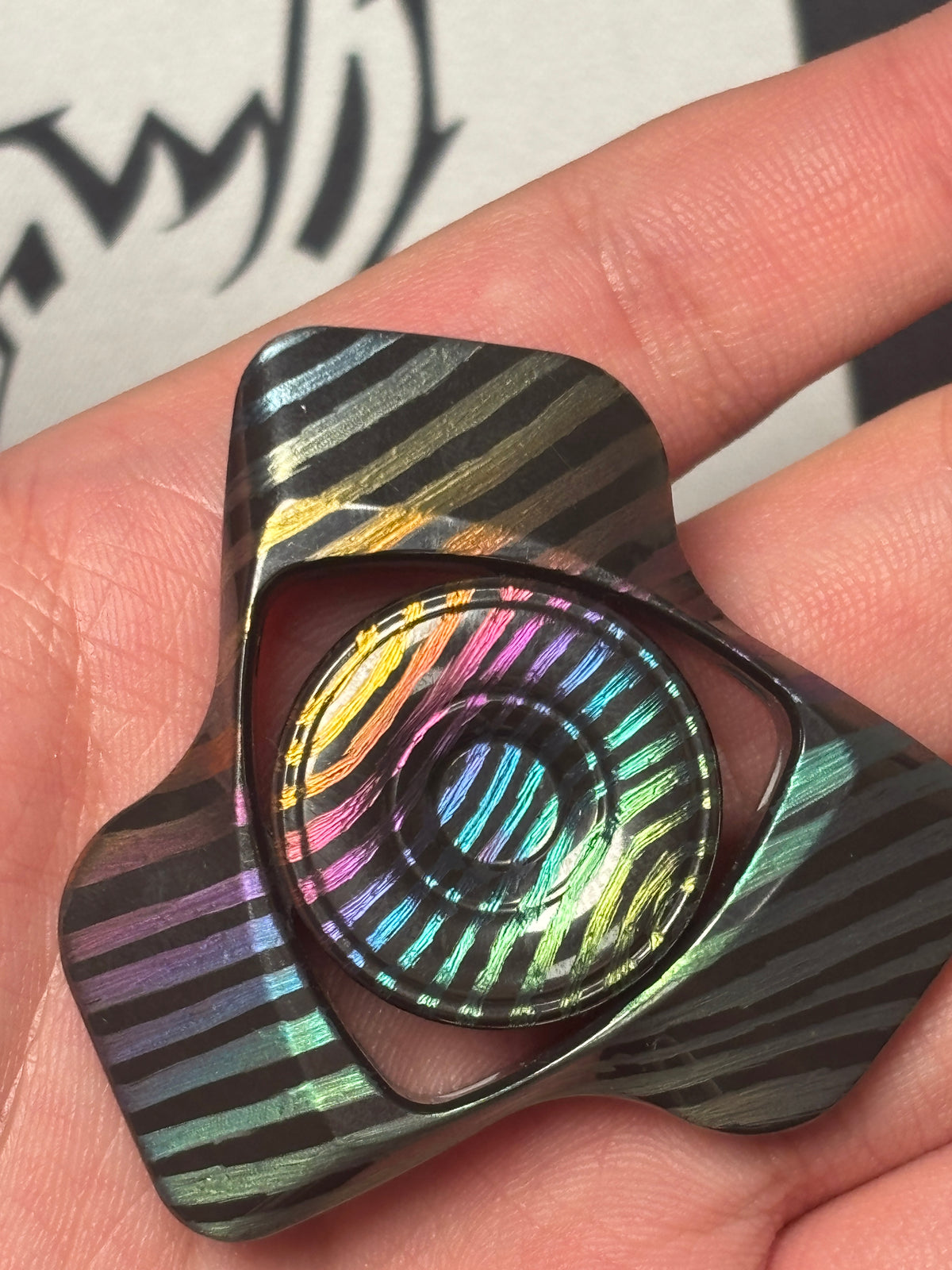 Phantom Dual Leaf Zirconium Engraved