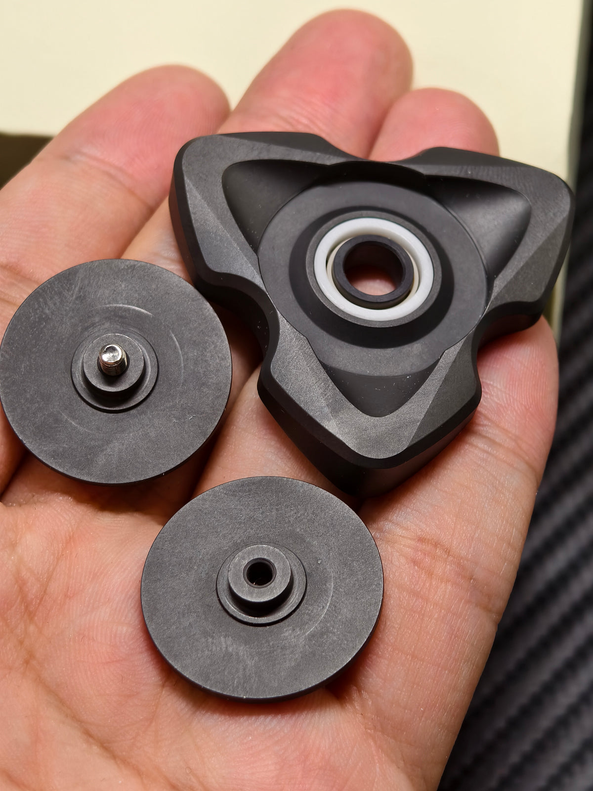 Nun Zirconium