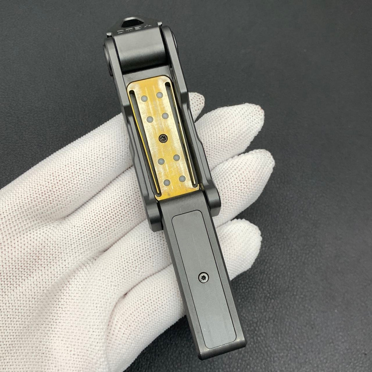 Razor Zirconium Blasted