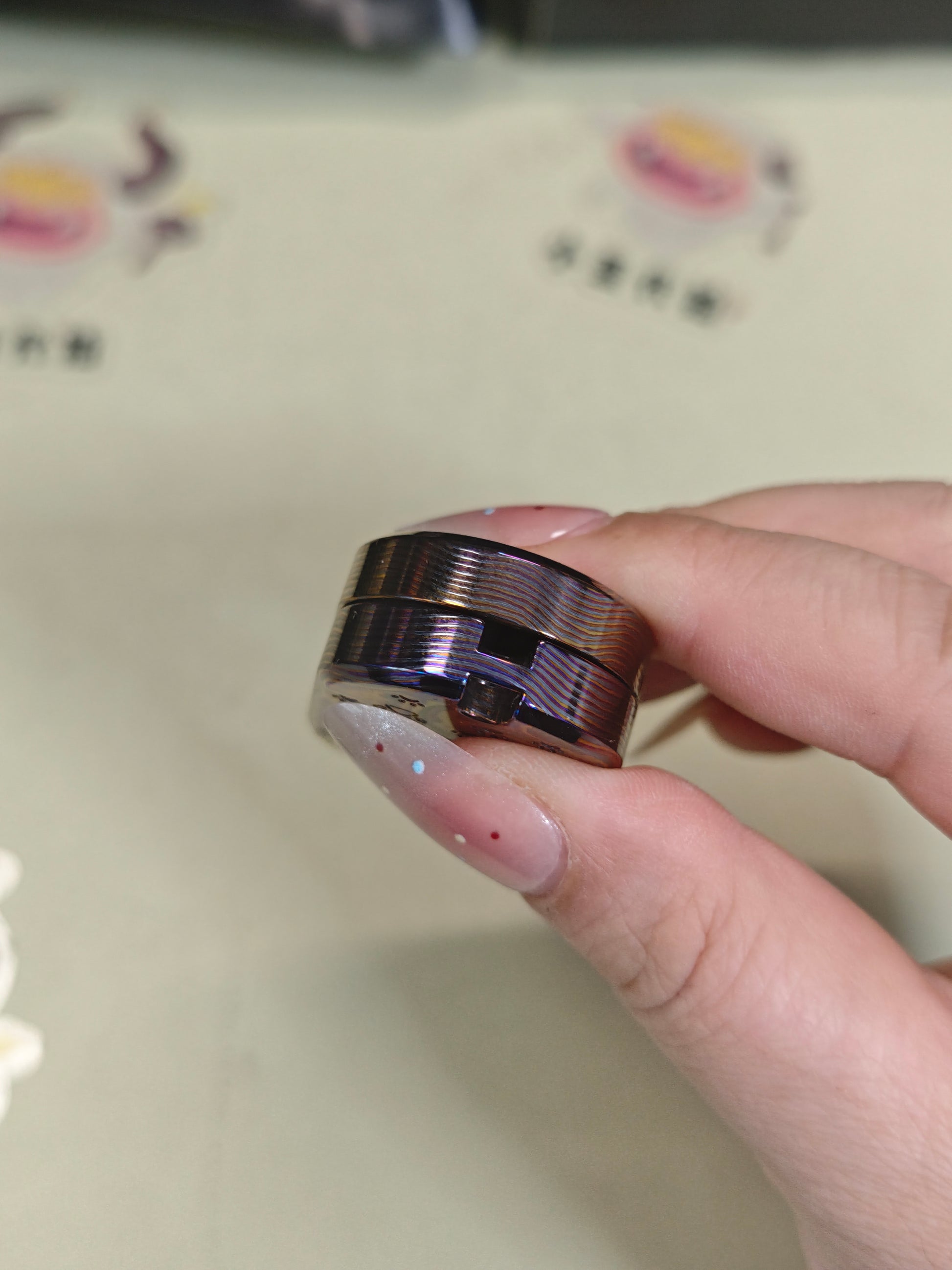 F2.9 Zircuti