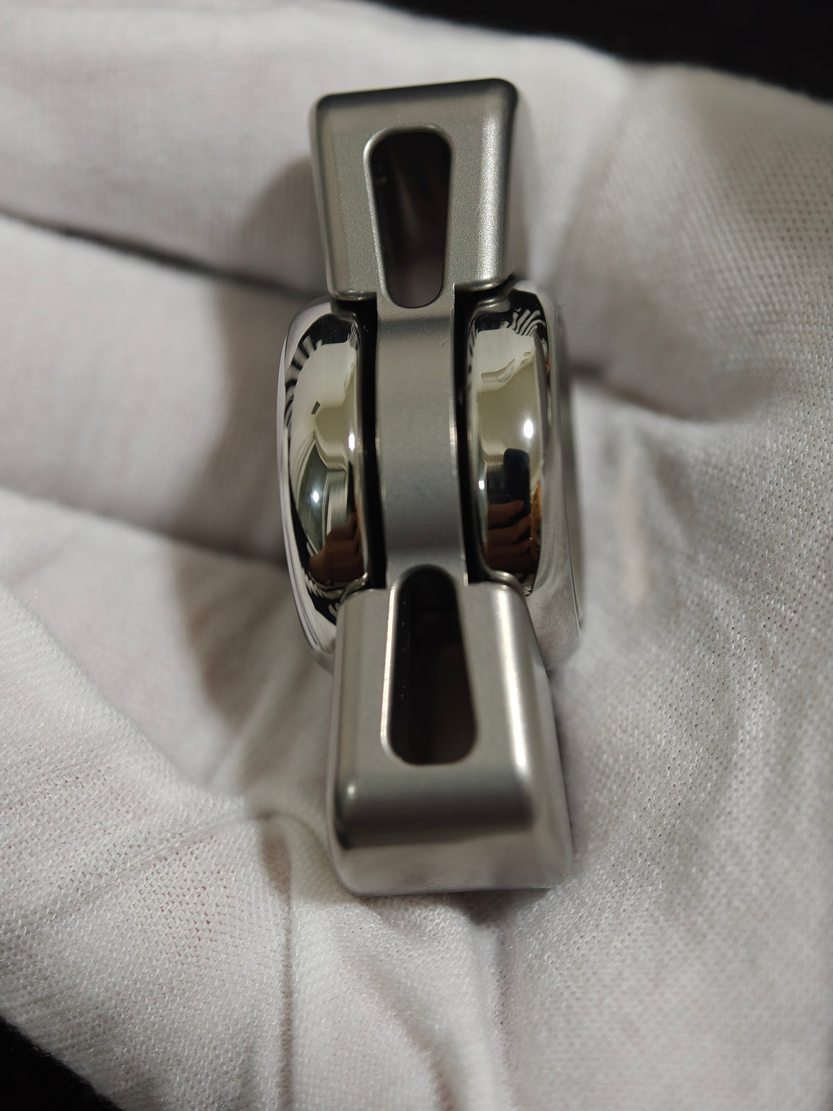 Floating Shadow Pro Stainless Steel Stonewashed