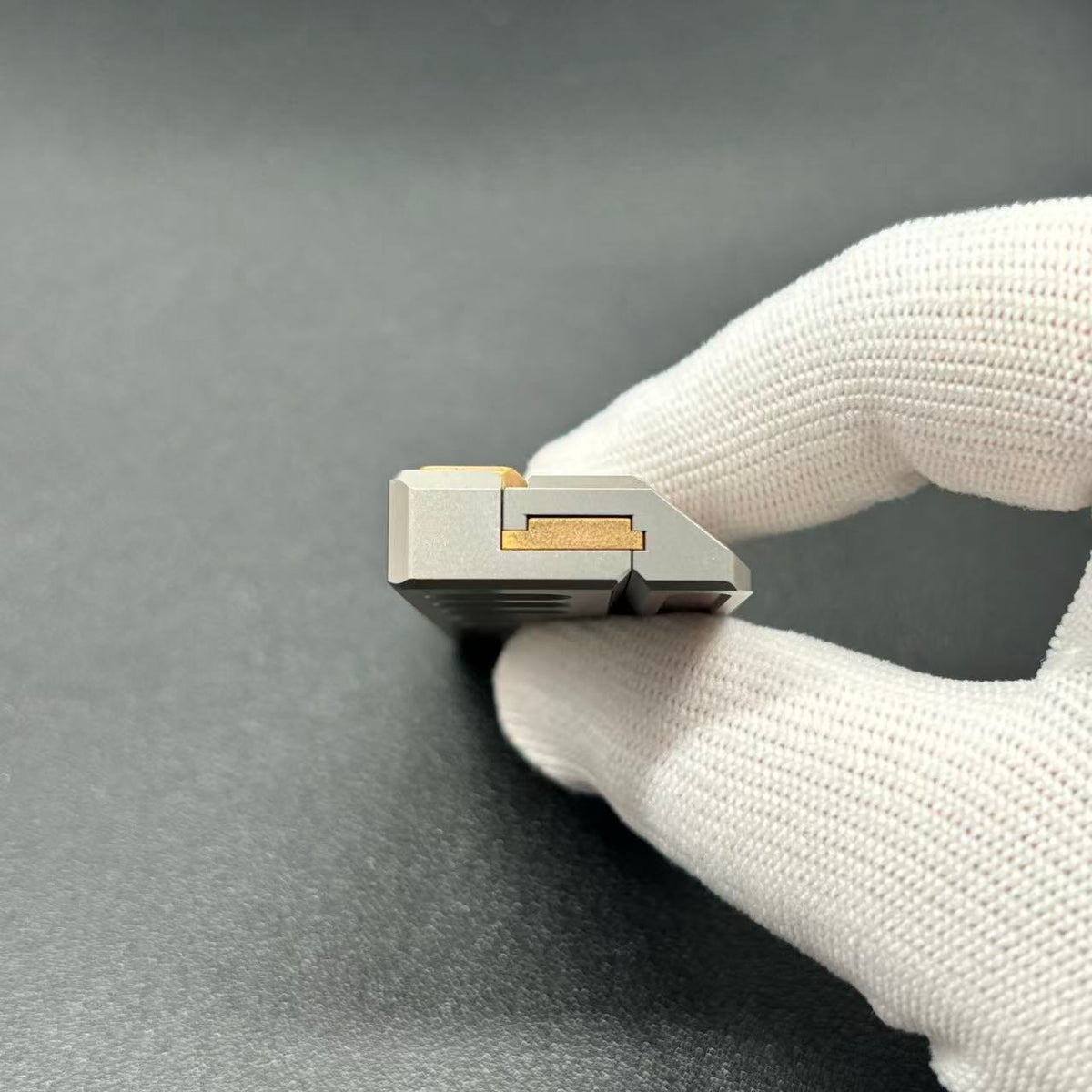 Quirky Ruler Titanium