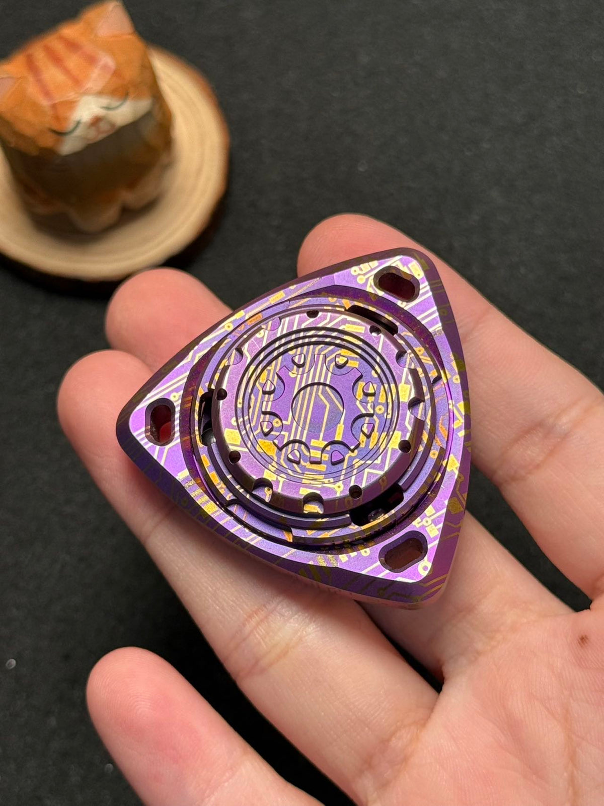 ROAR Titanium
