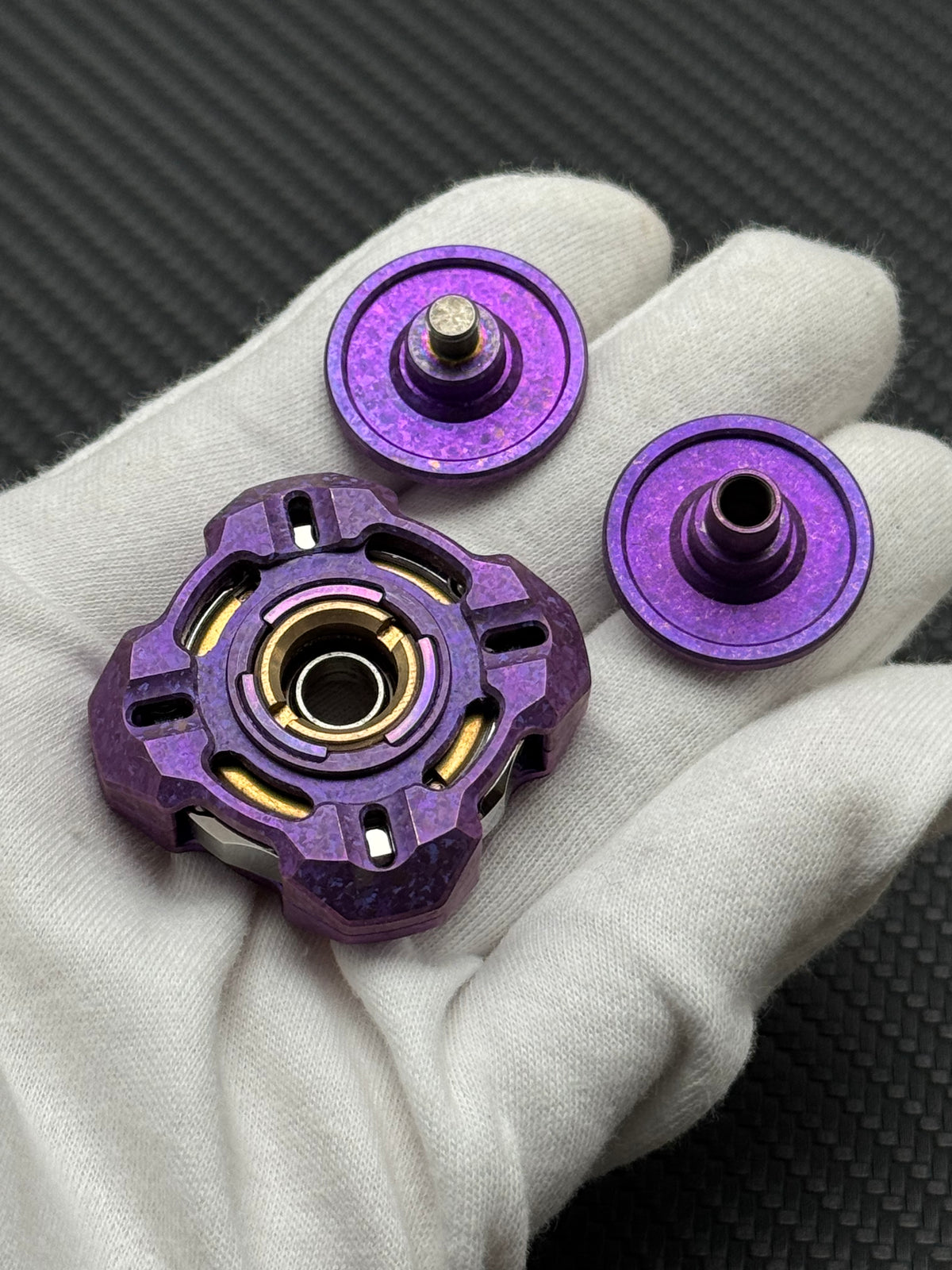 Spinner Crystallized Titanium