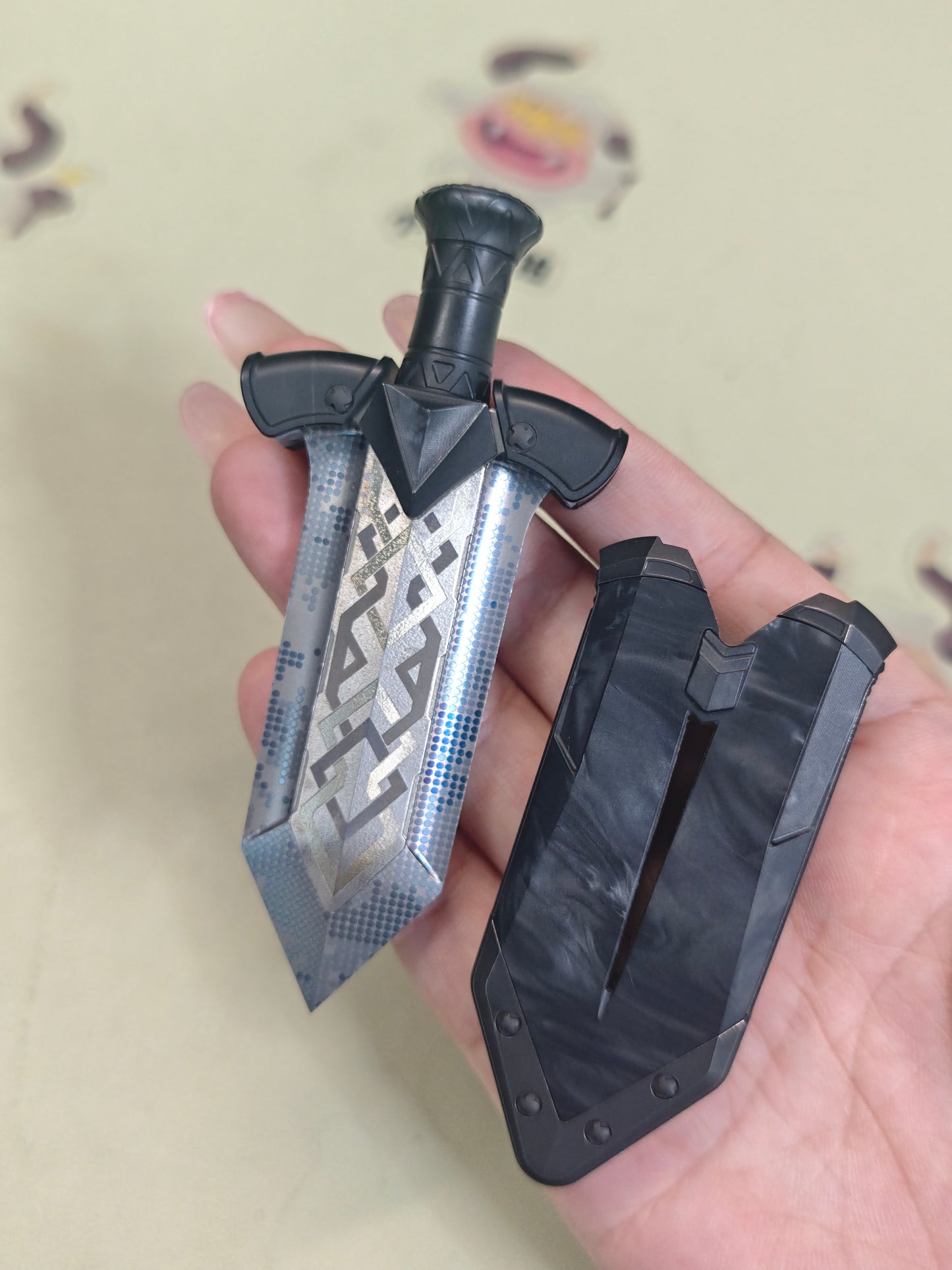 Ghost Lantern Lake Sword G10