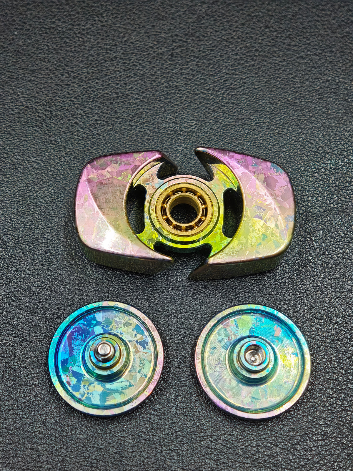 Spinner Crystallized Titanium