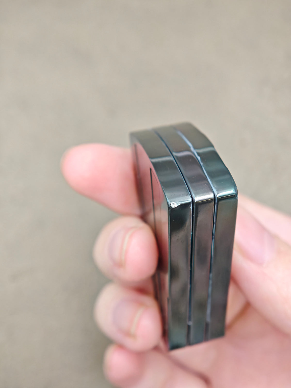 Wanderer Fan Zirconium Oil Slick