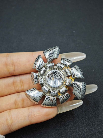 Nautilus Dragon Ridge Stainless Steel