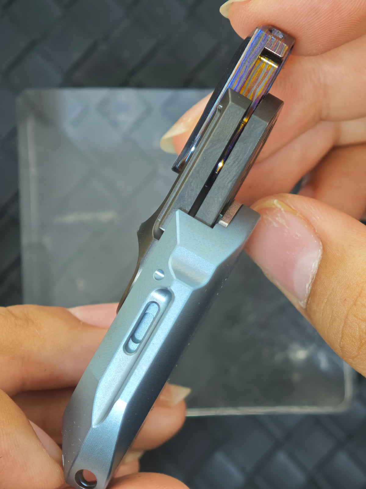 Roche Strike Titanium