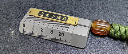 Quirky Ruler Titanium
