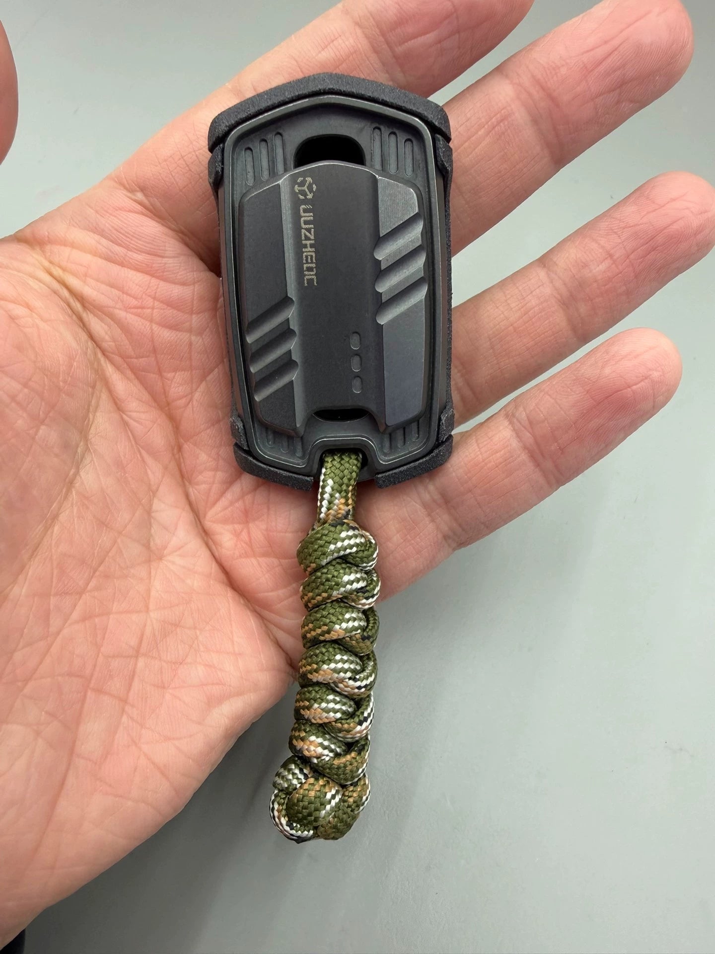 Thousand machines Zirconium