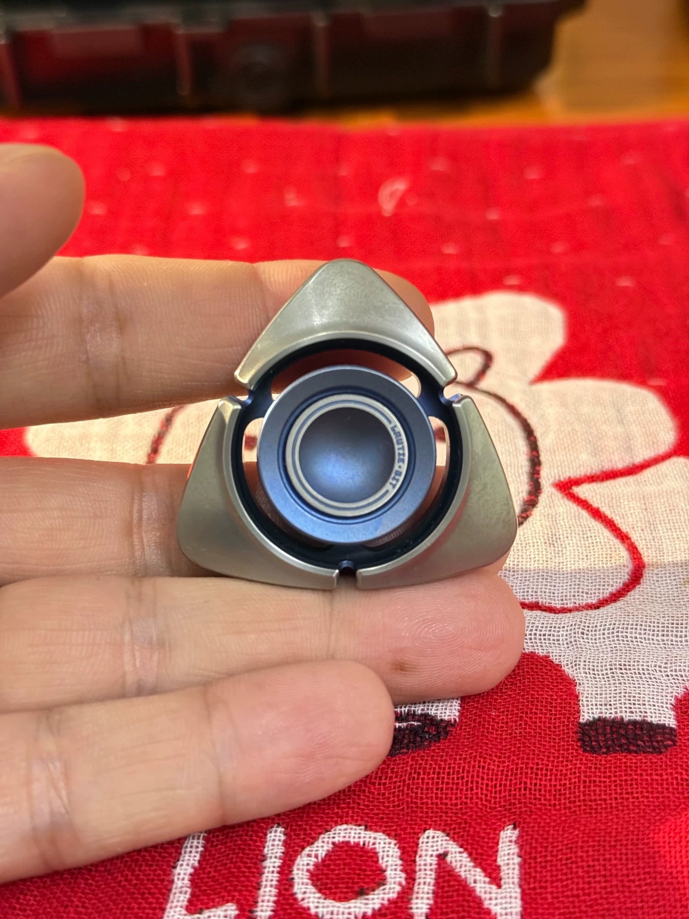 BIT04 Titanium