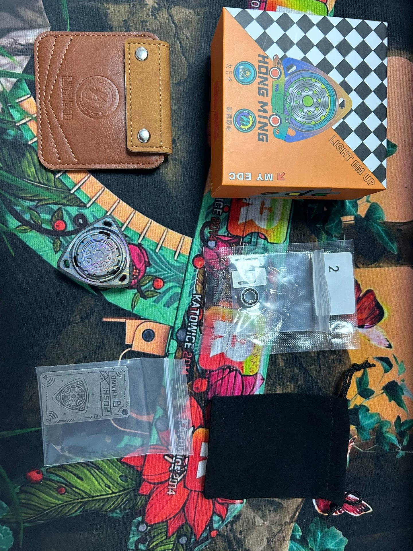 ROAR Spinner Titanium