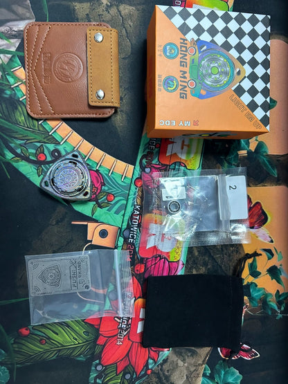 ROAR Spinner Titanium