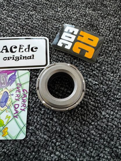 Shadow Raider Titanium