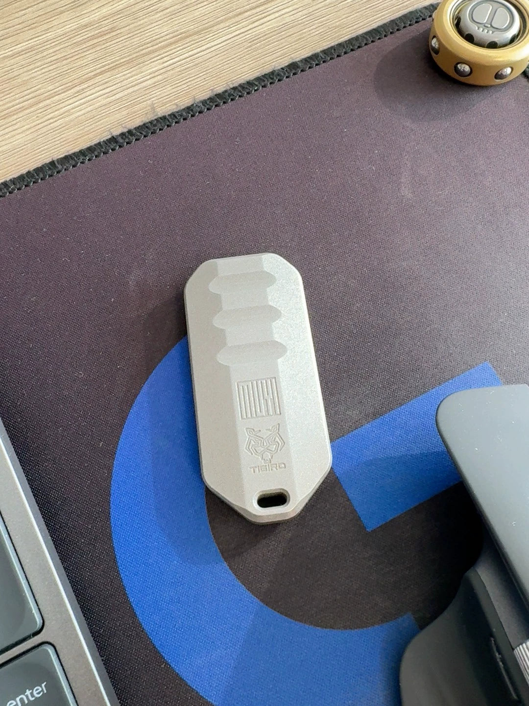 Music Waves Slider Stainless Steel