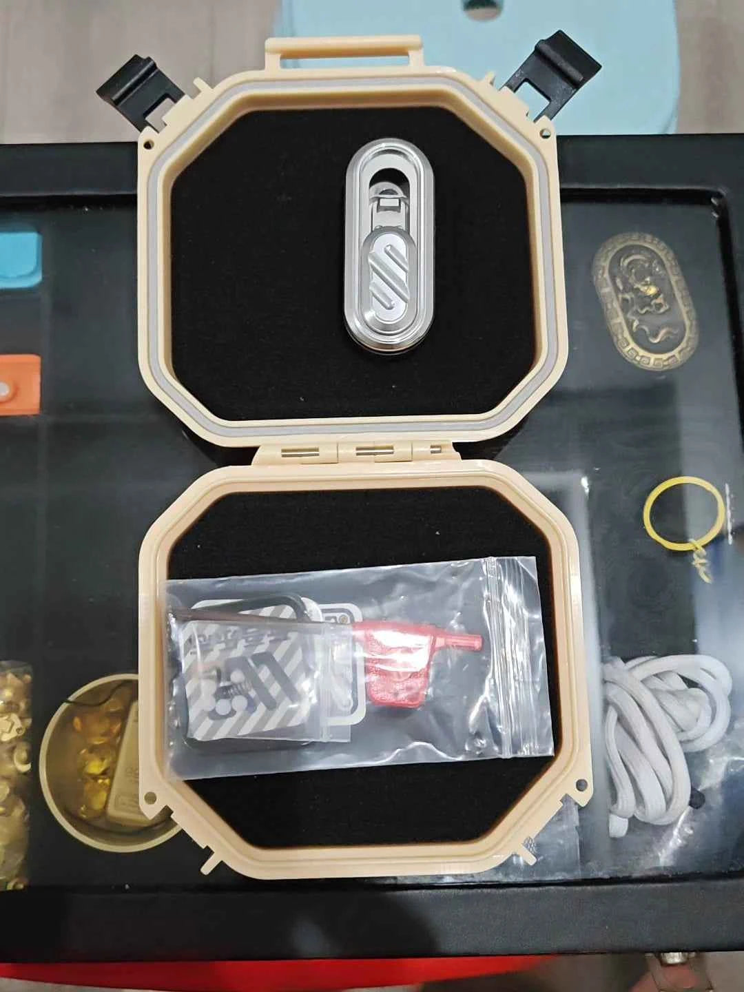 Popping Stainless Steel