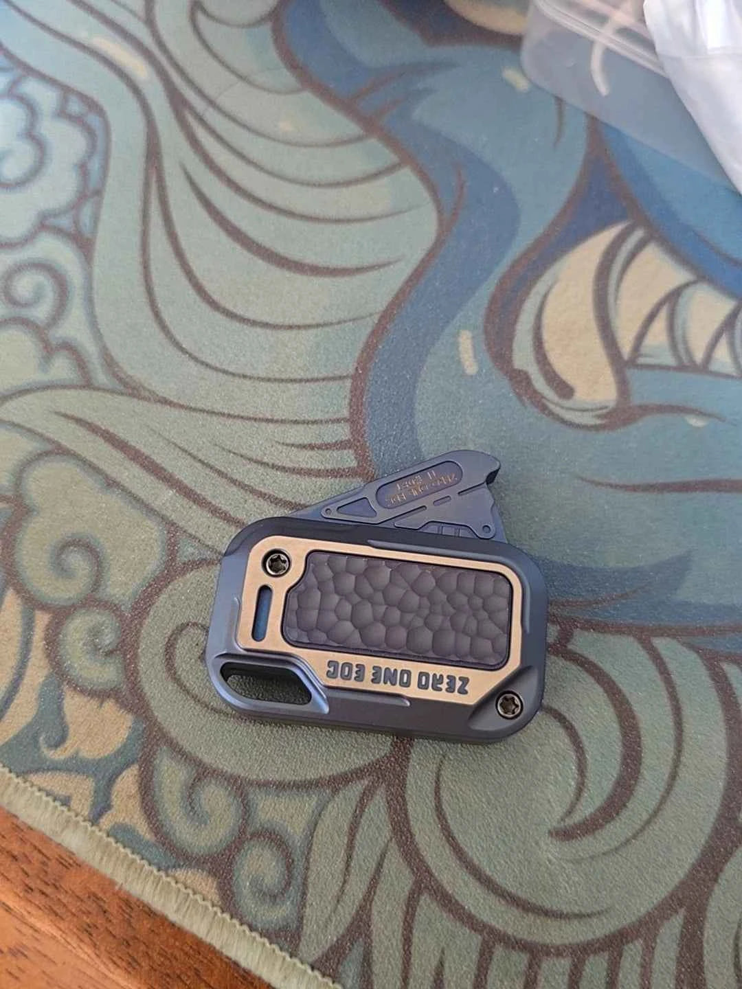 POP Throwing Card Titanium