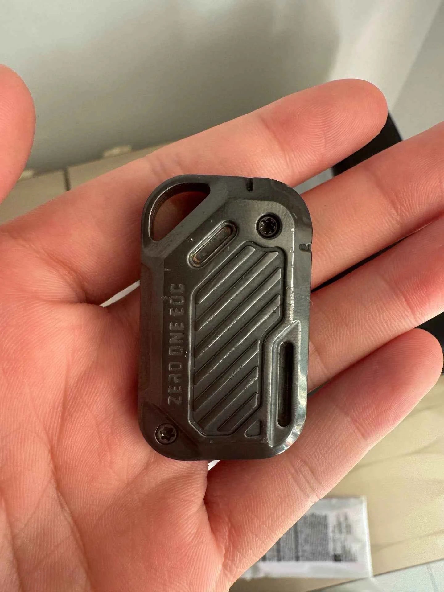 POP Throwing Card Titanium