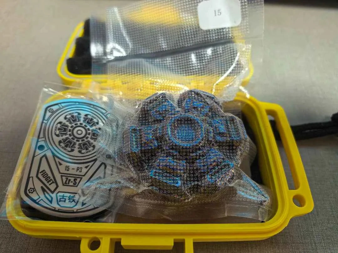 Ancient Iron Zircuti